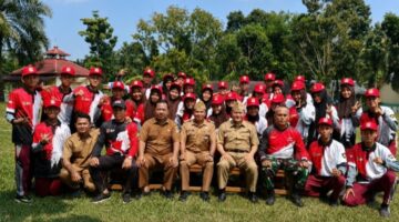 Camat Sumber Harta Apresiasi Anggota Paskibra Dalam Disiplin, Semangat dan Tanggungjawab